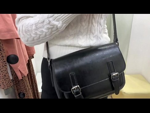 ❤️ Pampublikong masturbesyon ng batang asong si FeralBerry na may dildo sa fitting room ️ Russian porn sa amin tl.pornoreino-com.ru ❌
